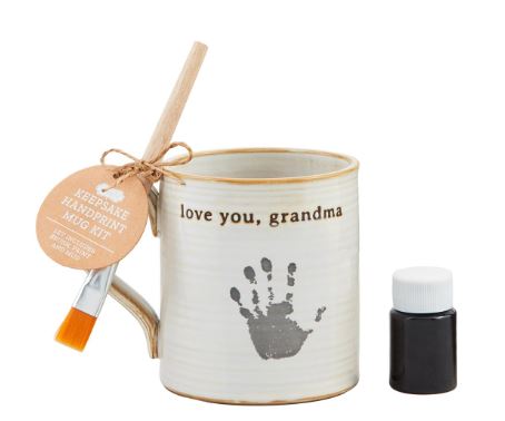GRANDMA HANDPRINT MUG Mud Pie
